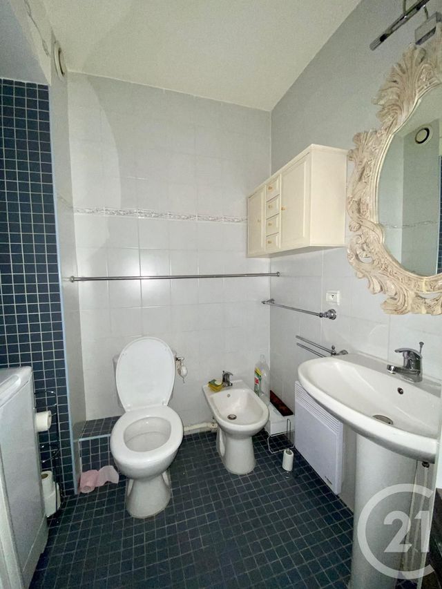 Afficher la photo en grand Appartement F2 à vendre - 2 pièces - 42.0 m2 - NICE - 06 - PROVENCE-ALPES-COTE-D-AZUR - Century 21 Domus Immobilier