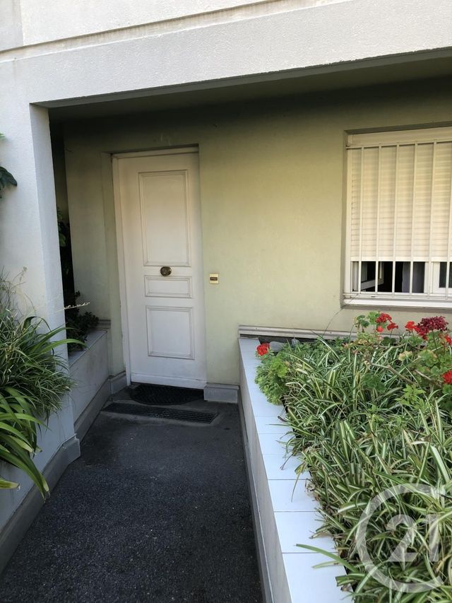 Afficher la photo en grand Appartement F2 à vendre - 2 pièces - 41.95 m2 - NICE - 06 - PROVENCE-ALPES-COTE-D-AZUR - Century 21 Domus Immobilier