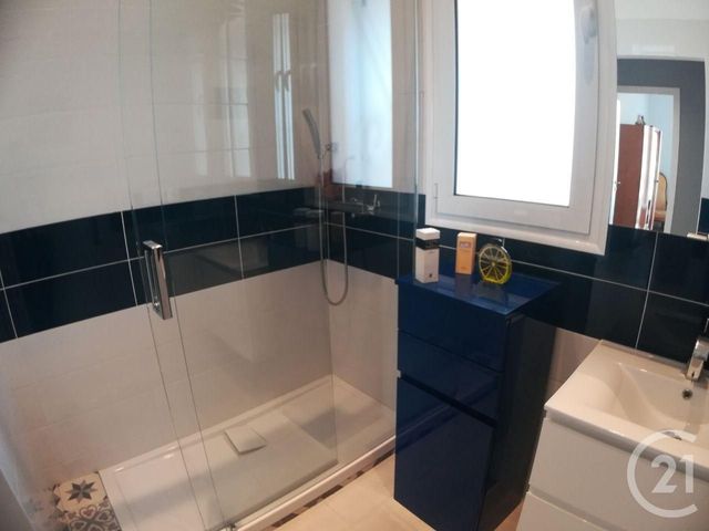 Afficher la photo en grand Appartement F3 à louer - 3 pièces - 64.98 m2 - NICE - 06 - PROVENCE-ALPES-COTE-D-AZUR - Century 21 Domus Immobilier