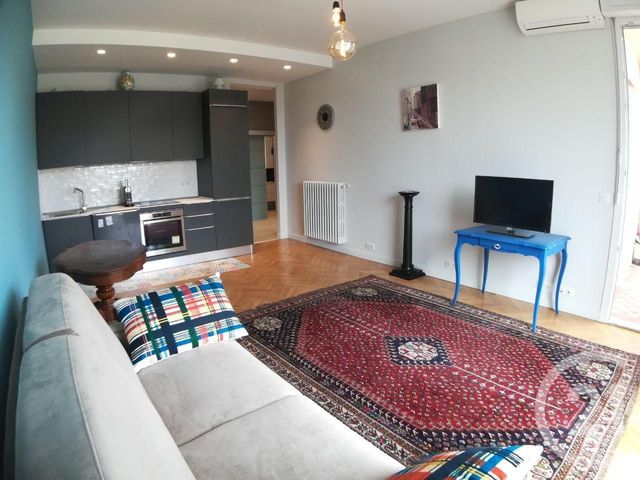 Afficher la photo en grand Appartement F3 à louer - 3 pièces - 64.98 m2 - NICE - 06 - PROVENCE-ALPES-COTE-D-AZUR - Century 21 Domus Immobilier