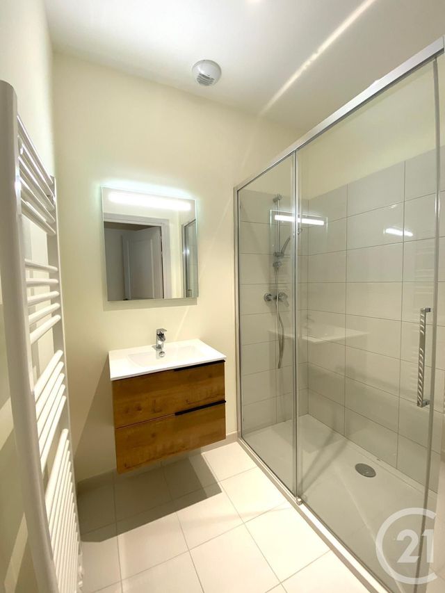 Afficher la photo en grand appartement à louer - 2 pièces - 43.57 m2 - NICE - 06 - PROVENCE-ALPES-COTE-D-AZUR - Century 21 Domus Immobilier