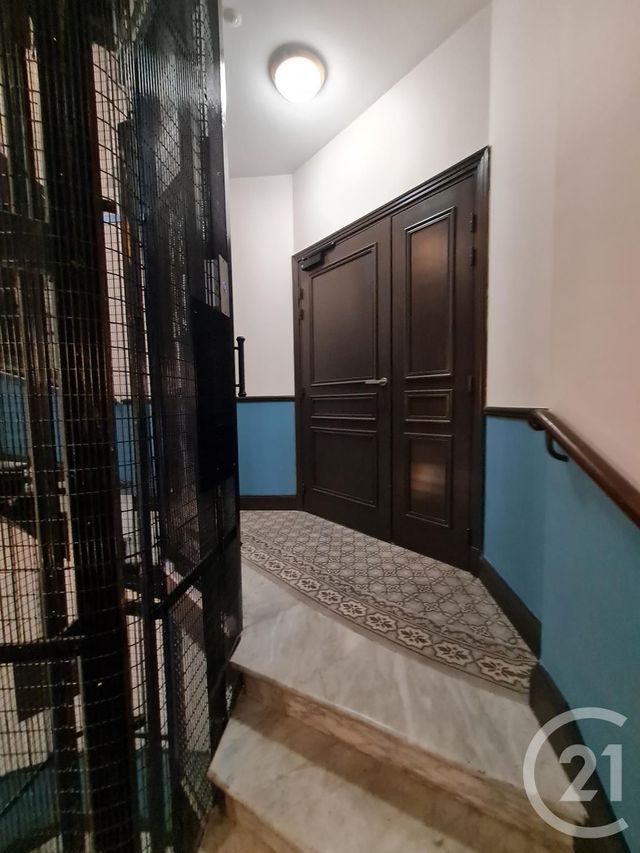 Afficher la photo en grand appartement à louer - 2 pièces - 43.57 m2 - NICE - 06 - PROVENCE-ALPES-COTE-D-AZUR - Century 21 Domus Immobilier
