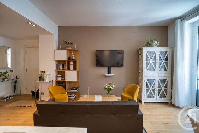 Afficher la photo en grand Appartement F3 à vendre - 3 pièces - 75.0 m2 - NICE - 06 - PROVENCE-ALPES-COTE-D-AZUR - Century 21 Domus Immobilier
