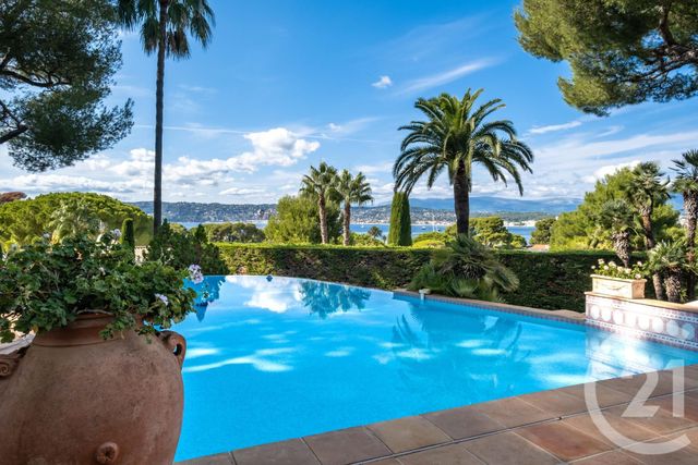 Afficher la photo en grand maison à vendre - 14 pièces - 420.0 m2 - ANTIBES - 06 - PROVENCE-ALPES-COTE-D-AZUR - Century 21 Domus Immobilier