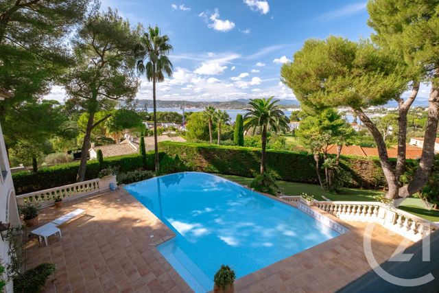 Afficher la photo en grand maison à vendre - 14 pièces - 420.0 m2 - ANTIBES - 06 - PROVENCE-ALPES-COTE-D-AZUR - Century 21 Domus Immobilier