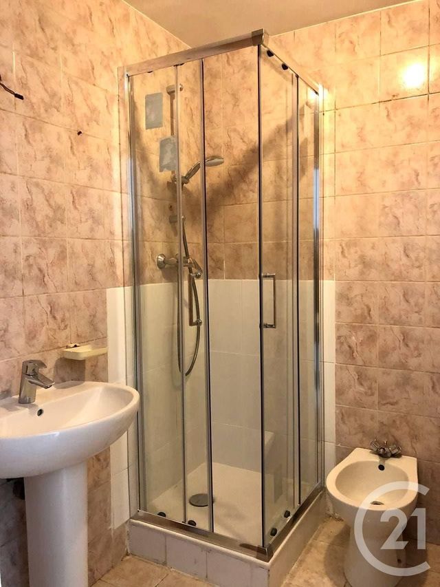 Afficher la photo en grand Appartement F1 à louer - 1 pièce - 27.0 m2 - NICE - 06 - PROVENCE-ALPES-COTE-D-AZUR - Century 21 Domus Immobilier