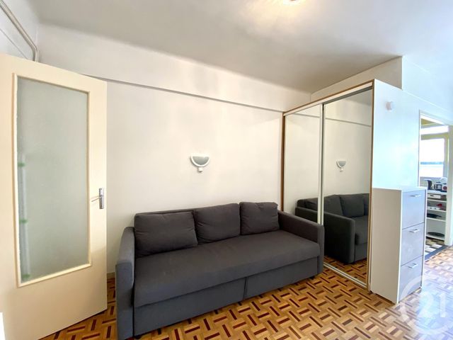 Afficher la photo en grand Studio à vendre - 1 pièce - 25.0 m2 - NICE - 06 - PROVENCE-ALPES-COTE-D-AZUR - Century 21 Domus Immobilier