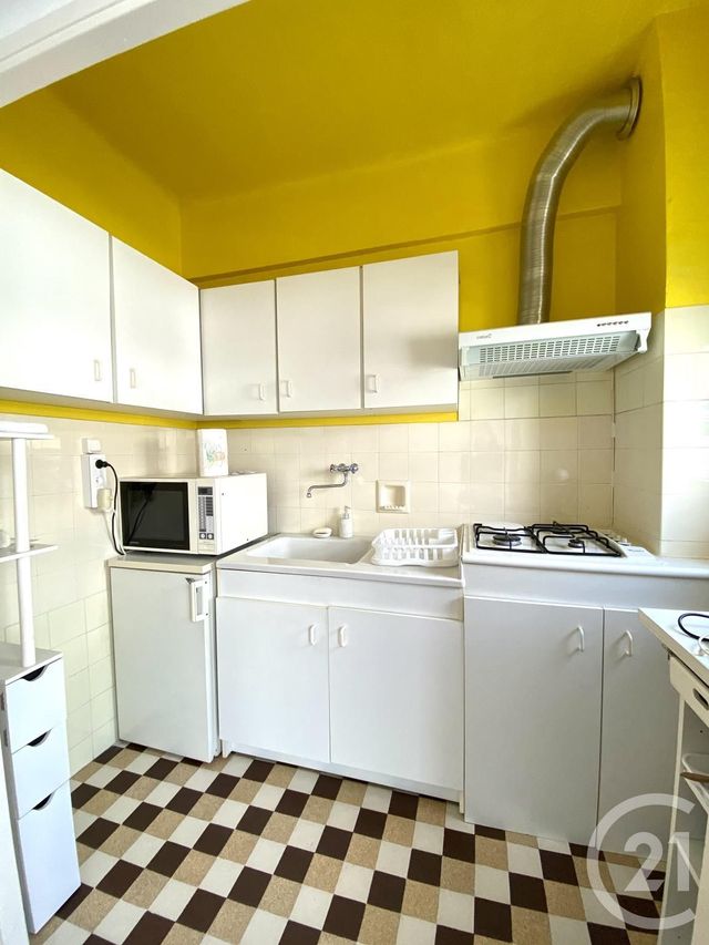 Afficher la photo en grand Studio à vendre - 1 pièce - 25.0 m2 - NICE - 06 - PROVENCE-ALPES-COTE-D-AZUR - Century 21 Domus Immobilier