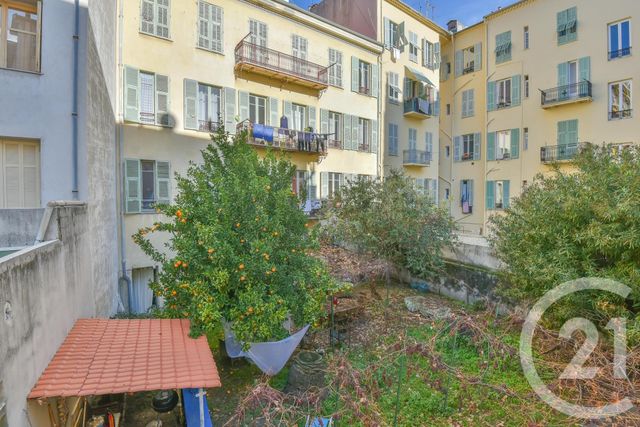 Appartement Duplex à vendre - 2 pièces - 41.0 m2 - NICE - 06 - PROVENCE-ALPES-COTE-D-AZUR - Century 21 Domus Immobilier Appartement Duplex à vendre - 2 pièces - 41.0 m2 - NICE - 06 - PROVENCE-ALPES-COTE-D-AZUR - Century 21 Domus Immobilier