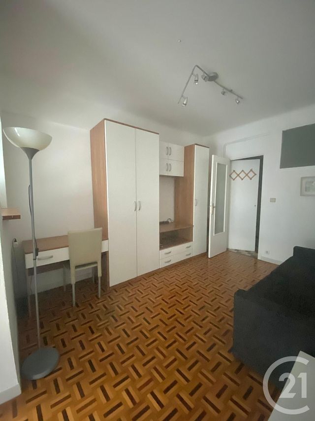 Afficher la photo en grand Appartement F1 à louer - 1 pièce - 25.0 m2 - NICE - 06 - PROVENCE-ALPES-COTE-D-AZUR - Century 21 Domus Immobilier