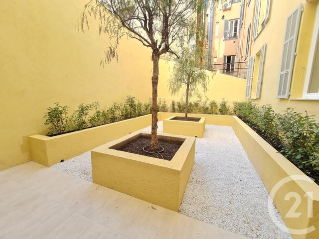 Afficher la photo en grand Appartement T1 à louer - 1 pièce - 27.94 m2 - NICE - 06 - PROVENCE-ALPES-COTE-D-AZUR - Century 21 Domus Immobilier