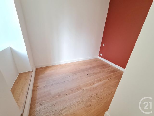 Afficher la photo en grand Appartement T1 à louer - 1 pièce - 27.94 m2 - NICE - 06 - PROVENCE-ALPES-COTE-D-AZUR - Century 21 Domus Immobilier