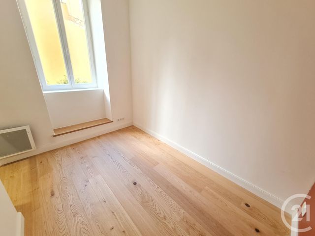 Afficher la photo en grand Appartement T1 à louer - 1 pièce - 27.94 m2 - NICE - 06 - PROVENCE-ALPES-COTE-D-AZUR - Century 21 Domus Immobilier