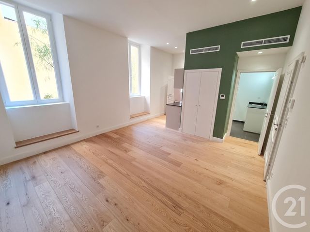 Afficher la photo en grand Appartement T1 à louer - 1 pièce - 27.94 m2 - NICE - 06 - PROVENCE-ALPES-COTE-D-AZUR - Century 21 Domus Immobilier