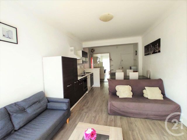 Appartement F3 à vendre - 3 pièces - 62.66 m2 - NICE - 06 - PROVENCE-ALPES-COTE-D-AZUR - Century 21 Domus Immobilier Appartement F3 à vendre - 3 pièces - 62.66 m2 - NICE - 06 - PROVENCE-ALPES-COTE-D-AZUR - Century 21 Domus Immobilier