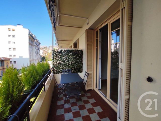 Afficher la photo en grand appartement à vendre - 4 pièces - 89.0 m2 - NICE - 06 - PROVENCE-ALPES-COTE-D-AZUR - Century 21 Domus Immobilier