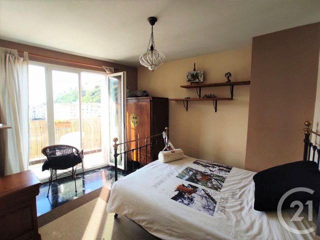 Appartement F4 à vendre - 4 pièces - 122.0 m2 - NICE - 06 - PROVENCE-ALPES-COTE-D-AZUR - Century 21 Domus Immobilier Appartement F4 à vendre - 4 pièces - 122.0 m2 - NICE - 06 - PROVENCE-ALPES-COTE-D-AZUR - Century 21 Domus Immobilier