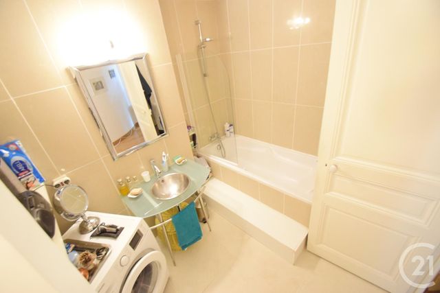 Appartement F4 à vendre - 4 pièces - 105.0 m2 - NICE - 06 - PROVENCE-ALPES-COTE-D-AZUR - Century 21 Domus Immobilier Appartement F4 à vendre - 4 pièces - 105.0 m2 - NICE - 06 - PROVENCE-ALPES-COTE-D-AZUR - Century 21 Domus Immobilier