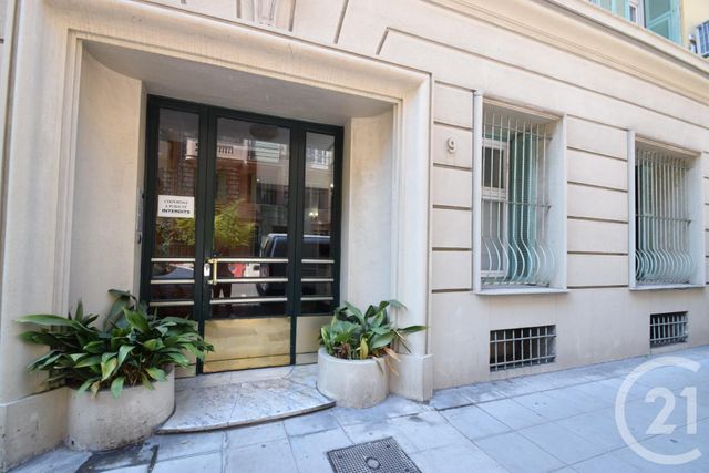 Appartement F4 à vendre - 4 pièces - 105.0 m2 - NICE - 06 - PROVENCE-ALPES-COTE-D-AZUR - Century 21 Domus Immobilier Appartement F4 à vendre - 4 pièces - 105.0 m2 - NICE - 06 - PROVENCE-ALPES-COTE-D-AZUR - Century 21 Domus Immobilier
