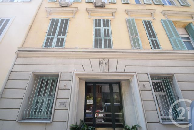 Appartement F4 à vendre - 4 pièces - 105.0 m2 - NICE - 06 - PROVENCE-ALPES-COTE-D-AZUR - Century 21 Domus Immobilier Appartement F4 à vendre - 4 pièces - 105.0 m2 - NICE - 06 - PROVENCE-ALPES-COTE-D-AZUR - Century 21 Domus Immobilier