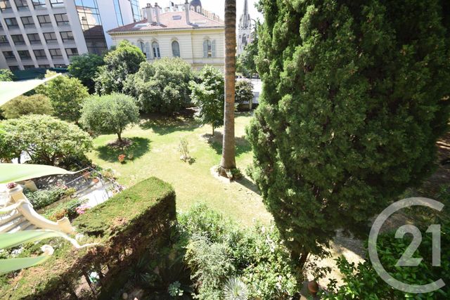 Appartement F4 à vendre - 4 pièces - 105.0 m2 - NICE - 06 - PROVENCE-ALPES-COTE-D-AZUR - Century 21 Domus Immobilier Appartement F4 à vendre - 4 pièces - 105.0 m2 - NICE - 06 - PROVENCE-ALPES-COTE-D-AZUR - Century 21 Domus Immobilier