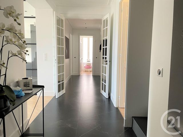 Afficher la photo en grand Appartement F5 à vendre - 5 pièces - 190.0 m2 - NICE - 06 - PROVENCE-ALPES-COTE-D-AZUR - Century 21 Domus Immobilier