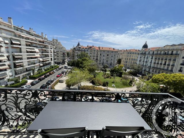 Afficher la photo en grand Appartement F5 à vendre - 5 pièces - 190.0 m2 - NICE - 06 - PROVENCE-ALPES-COTE-D-AZUR - Century 21 Domus Immobilier