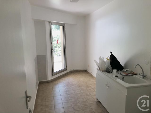 Appartement F3 à vendre - 4 pièces - 85.0 m2 - NICE - 06 - PROVENCE-ALPES-COTE-D-AZUR - Century 21 Domus Immobilier Appartement F3 à vendre - 4 pièces - 85.0 m2 - NICE - 06 - PROVENCE-ALPES-COTE-D-AZUR - Century 21 Domus Immobilier