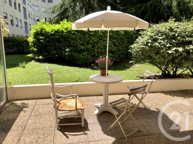 Appartement F3 à vendre - 4 pièces - 85.0 m2 - NICE - 06 - PROVENCE-ALPES-COTE-D-AZUR - Century 21 Domus Immobilier Appartement F3 à vendre - 4 pièces - 85.0 m2 - NICE - 06 - PROVENCE-ALPES-COTE-D-AZUR - Century 21 Domus Immobilier