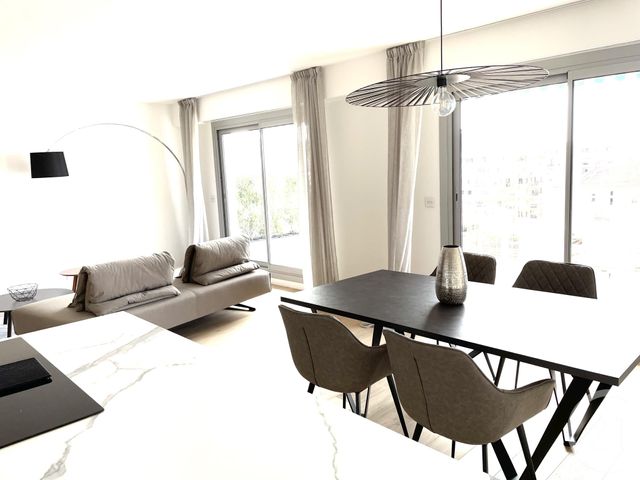 Afficher la photo en grand appartement à vendre - 5 pièces - 116.0 m2 - NICE - 06 - PROVENCE-ALPES-COTE-D-AZUR - Century 21 Domus Immobilier