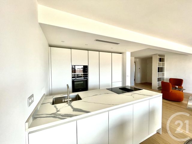 Afficher la photo en grand appartement à vendre - 5 pièces - 116.0 m2 - NICE - 06 - PROVENCE-ALPES-COTE-D-AZUR - Century 21 Domus Immobilier