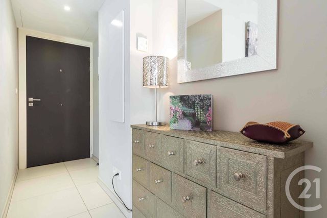 Afficher la photo en grand Appartement F1 à vendre - 1 pièce - 20.5 m2 - NICE - 06 - PROVENCE-ALPES-COTE-D-AZUR - Century 21 Domus Immobilier