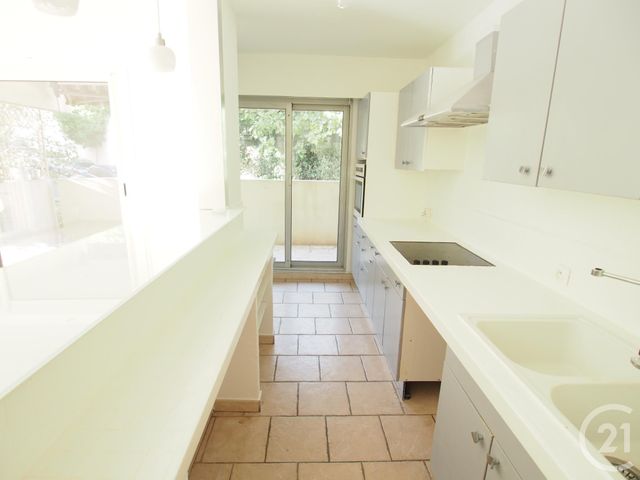 Afficher la photo en grand Appartement F3 à louer - 3 pièces - 70.0 m2 - NICE - 06 - PROVENCE-ALPES-COTE-D-AZUR - Century 21 Domus Immobilier