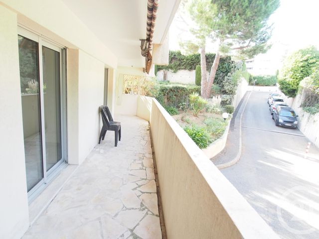 Afficher la photo en grand Appartement F3 à louer - 3 pièces - 70.0 m2 - NICE - 06 - PROVENCE-ALPES-COTE-D-AZUR - Century 21 Domus Immobilier