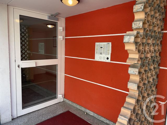 Afficher la photo en grand Appartement F1 à vendre - 1 pièce - 17.0 m2 - NICE - 06 - PROVENCE-ALPES-COTE-D-AZUR - Century 21 Domus Immobilier