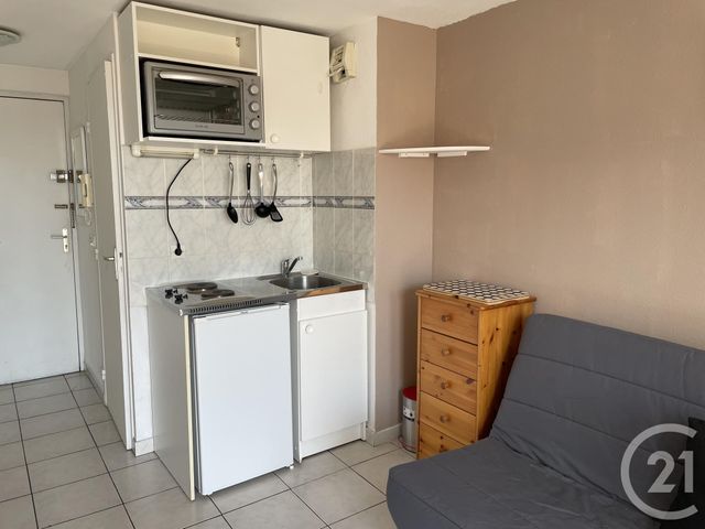 Afficher la photo en grand Appartement F1 à vendre - 1 pièce - 17.0 m2 - NICE - 06 - PROVENCE-ALPES-COTE-D-AZUR - Century 21 Domus Immobilier