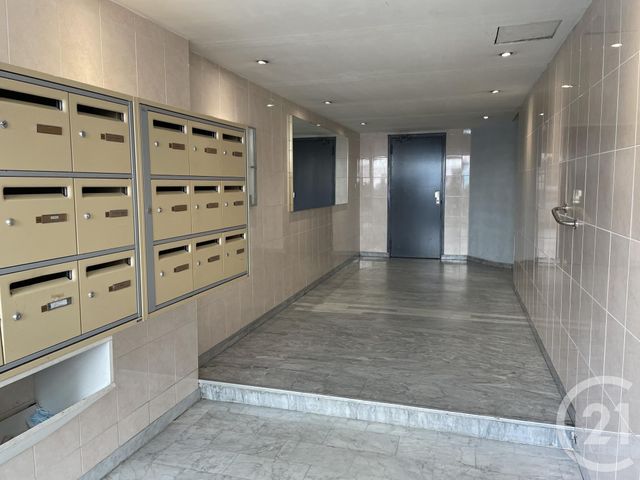 Afficher la photo en grand Appartement F4 à vendre - 3 pièces - 72.0 m2 - NICE - 06 - PROVENCE-ALPES-COTE-D-AZUR - Century 21 Domus Immobilier