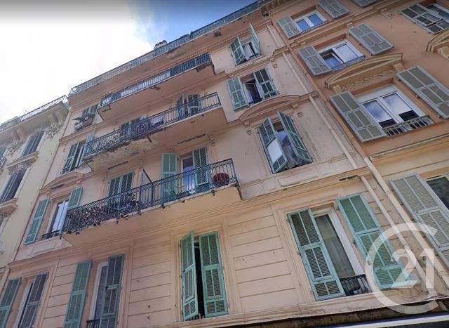 Appartement à vendre - 14 pièces - 195.0 m2 - NICE - 06 - PROVENCE-ALPES-COTE-D-AZUR - Century 21 Domus Immobilier