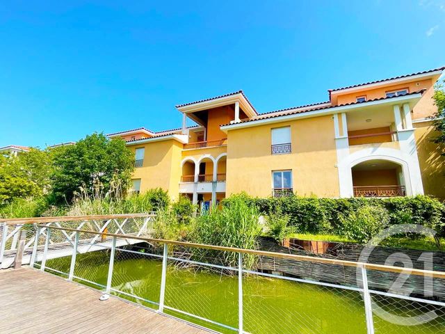 Appartement F3 à louer - 3 pièces - 52.05 m2 - MANDELIEU LA NAPOULE - 06 - PROVENCE-ALPES-COTE-D-AZUR - Century 21 Domus Immobilier