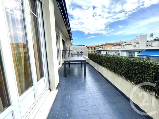 Appartement F3 à louer NICE
