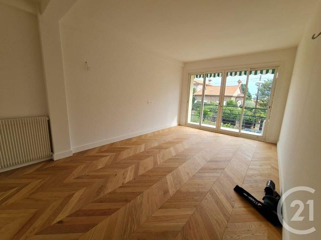 Appartement F3 à vendre - 3 pièces - 73.42 m2 - NICE - 06 - PROVENCE-ALPES-COTE-D-AZUR - Century 21 Domus Immobilier