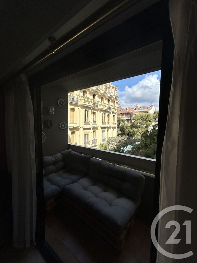 Appartement F1 à vendre - 1 pièce - 31.83 m2 - NICE - 06 - PROVENCE-ALPES-COTE-D-AZUR - Century 21 Domus Immobilier