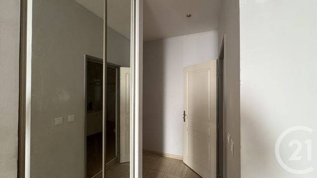 Afficher la photo en grand Appartement F1 à vendre - 1 pièce - 28.47 m2 - NICE - 06 - PROVENCE-ALPES-COTE-D-AZUR - Century 21 Domus Immobilier