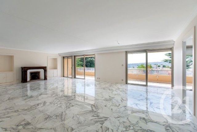Appartement F4 à vendre - 4 pièces - 153.0 m2 - NICE - 06 - PROVENCE-ALPES-COTE-D-AZUR - Century 21 Domus Immobilier