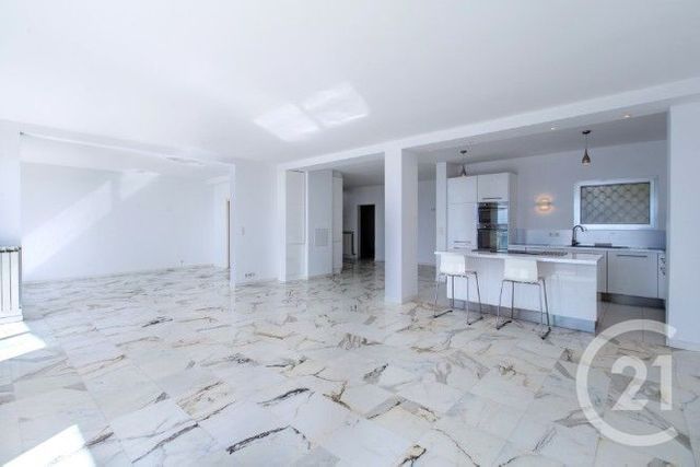 Appartement F4 à vendre - 4 pièces - 165.0 m2 - VILLEFRANCHE SUR MER - 06 - PROVENCE-ALPES-COTE-D-AZUR - Century 21 Domus Immobilier