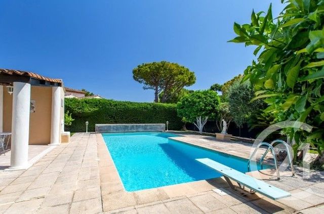 maison à vendre - 8 pièces - 189.0 m2 - VILLEFRANCHE SUR MER - 06 - PROVENCE-ALPES-COTE-D-AZUR - Century 21 Domus Immobilier