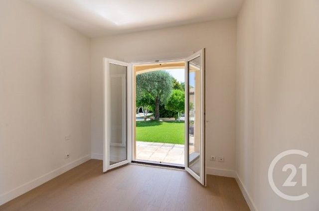 maison à vendre - 8 pièces - 189.0 m2 - VILLEFRANCHE SUR MER - 06 - PROVENCE-ALPES-COTE-D-AZUR - Century 21 Domus Immobilier