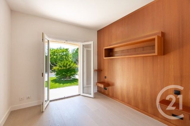 maison à vendre - 8 pièces - 189.0 m2 - VILLEFRANCHE SUR MER - 06 - PROVENCE-ALPES-COTE-D-AZUR - Century 21 Domus Immobilier