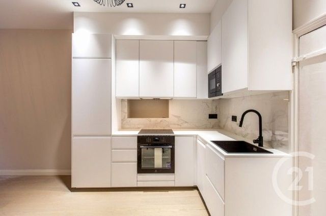 Appartement F3 à vendre - 3 pièces - 48.79 m2 - VILLEFRANCHE SUR MER - 06 - PROVENCE-ALPES-COTE-D-AZUR - Century 21 Domus Immobilier