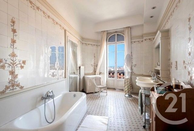 Appartement F5 à vendre - 5 pièces - 242.0 m2 - NICE - 06 - PROVENCE-ALPES-COTE-D-AZUR - Century 21 Domus Immobilier